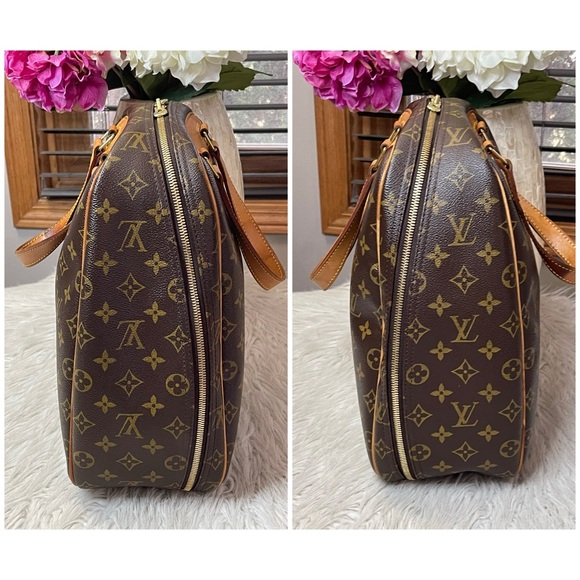 SOLD❌Authentic LOUIS VUITTON Monogram Excursion Bag - Picture 6 of 13